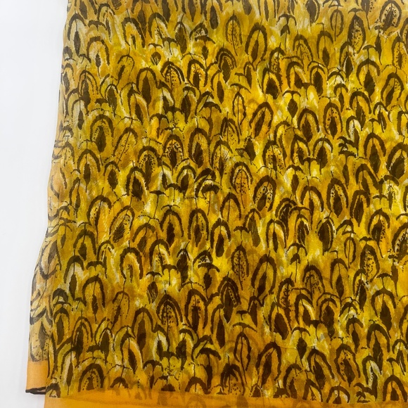 Vintage Vera Silk Scarf - Picture 4 of 8